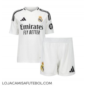 Camisa de Futebol Real Madrid Kylian Mbappe #9 Equipamento Principal Infantil 2024-25 Manga Curta (+ Calças curtas)